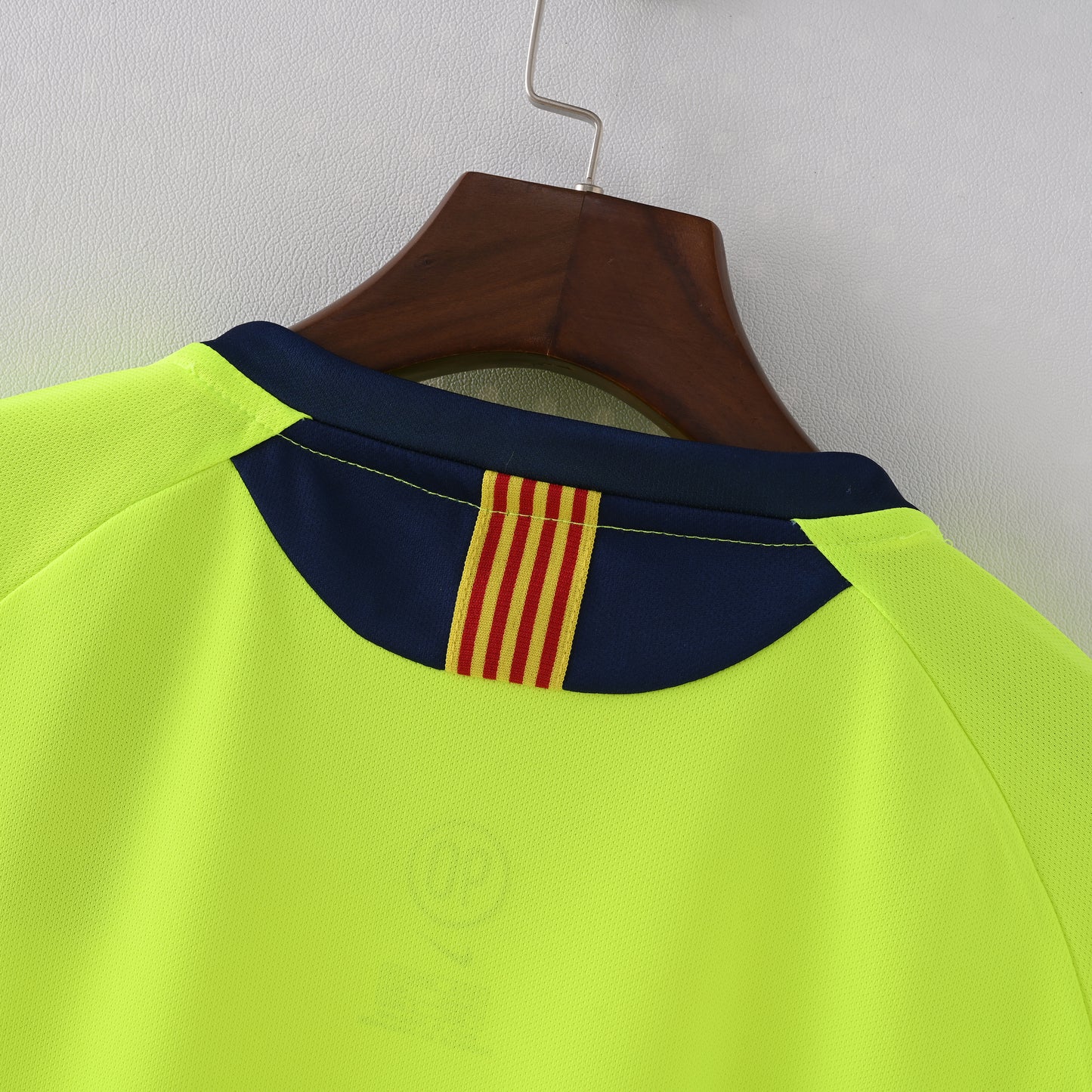 2005/06 FC Barcelona Away Jersey
