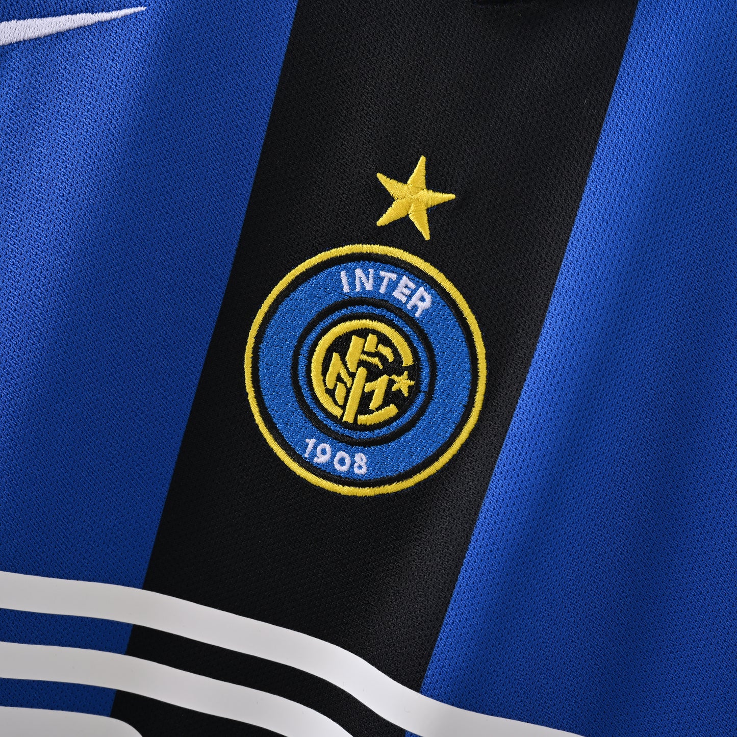 04/05 Inter Milan Home Jersey