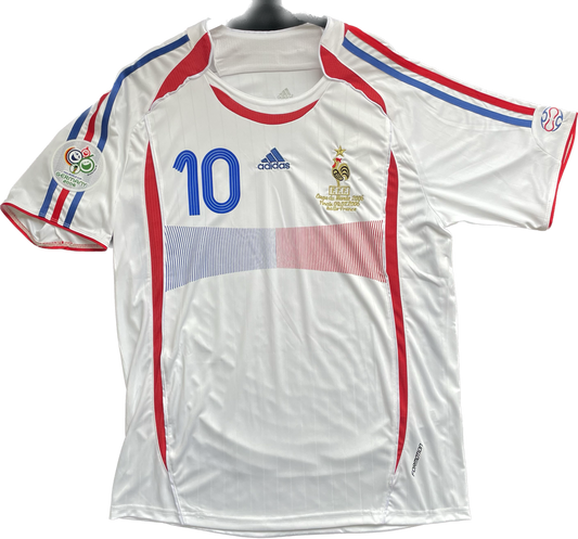 Camiseta retro de visitante de Francia de Zinedine Zidane 2006/2007