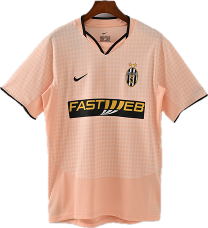 03/04 Juventus Third Jersey