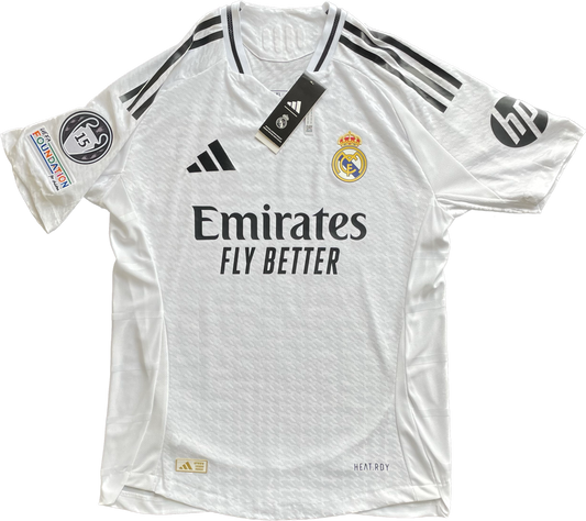 Camiseta de local del Real Madrid Vinícius Júnior 2024/25