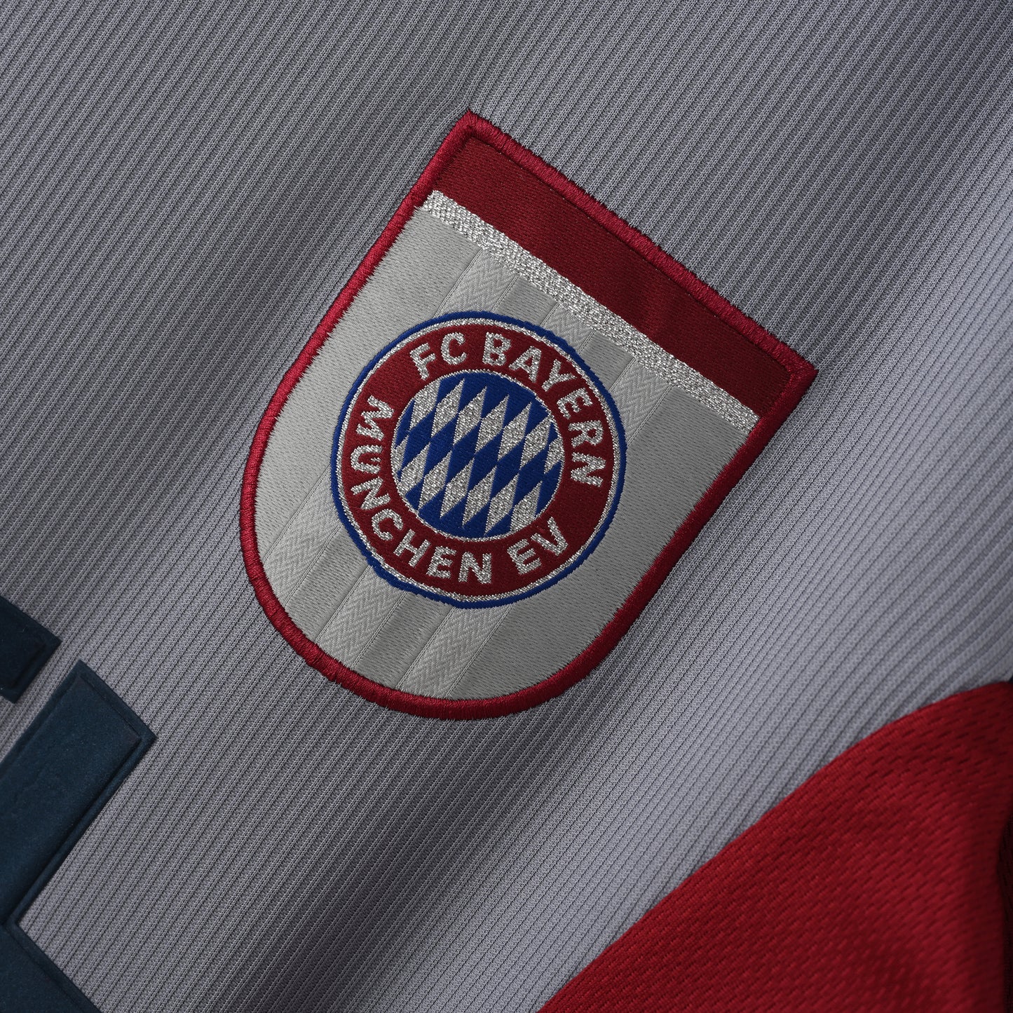 1998-99 Bayern Munich Away